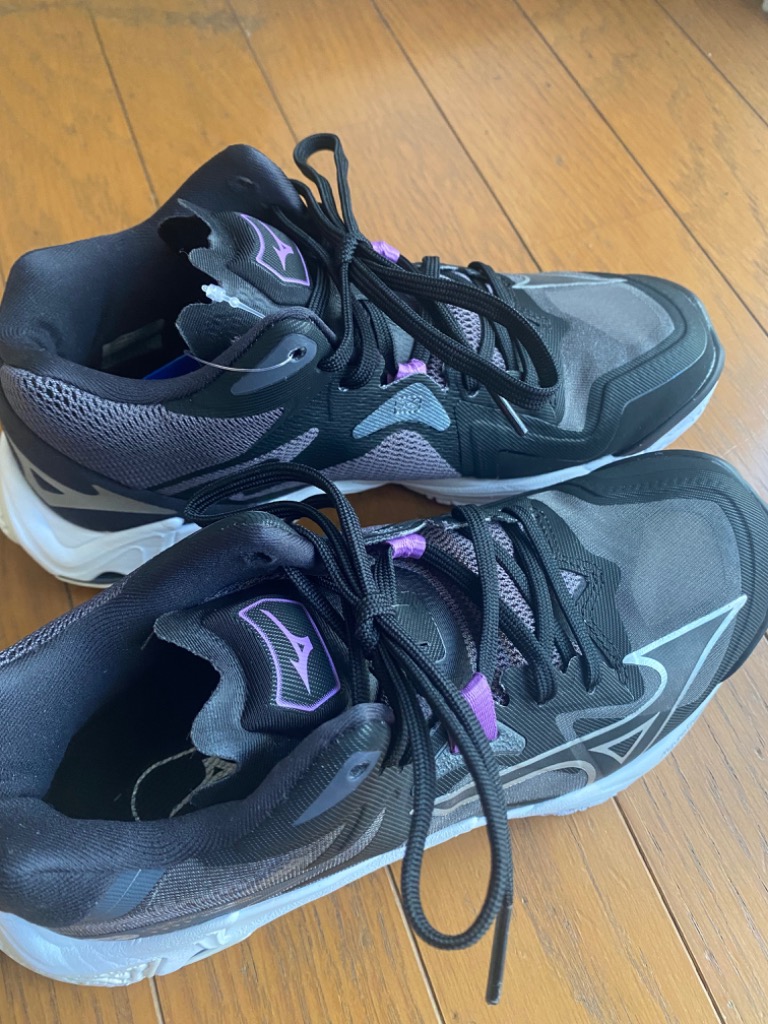 MIZUNO ミズノ ウエーブライトニング Z8 MID バレーボール