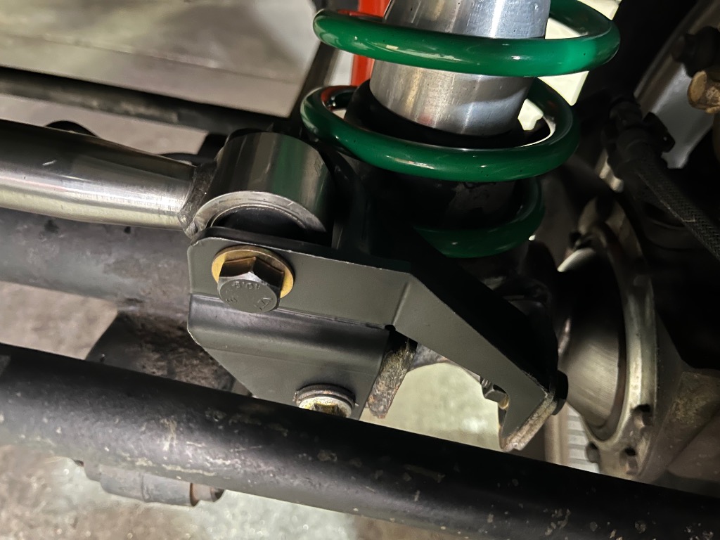 JB23 JB33 JB43 ジムニー サスペンション フロントラテラルロッド
