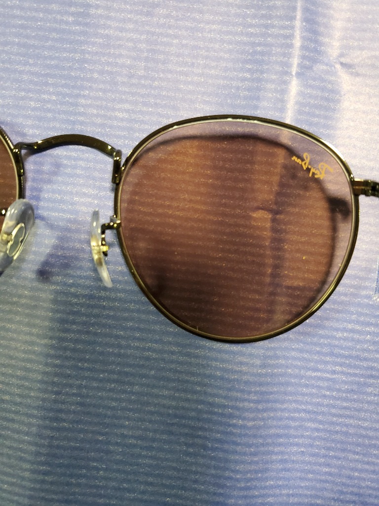 値下げ　保証書付　Ray-Ban ラウンドサングラス ブラウンレンズ Ray-Ban 正規保証書(押印)付 ROUND METAL WASHED LENSES