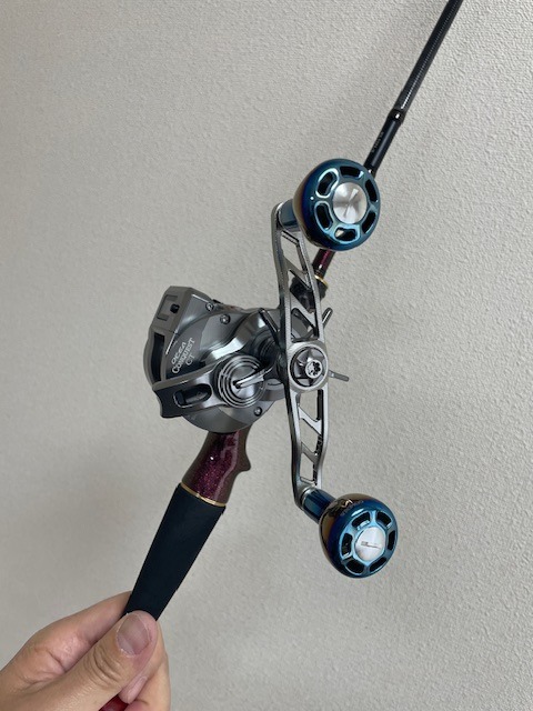 シマノ 25 オシア コンクエスト CT 200HG RIGHT 釣り ベイト