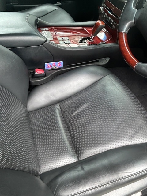 レクサス　クッション Amazon | レクサス シートクッション 車の座布団 腰クッション