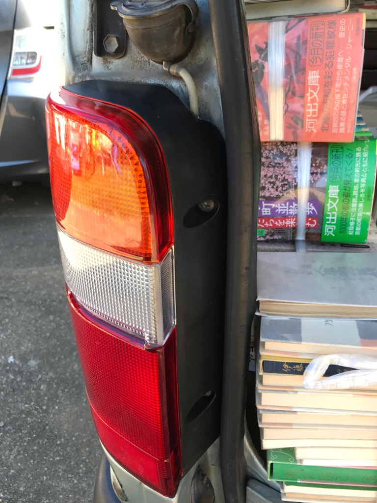 ハイエース 100系 純正タイプ テールランプ 社外品 カプラーオン