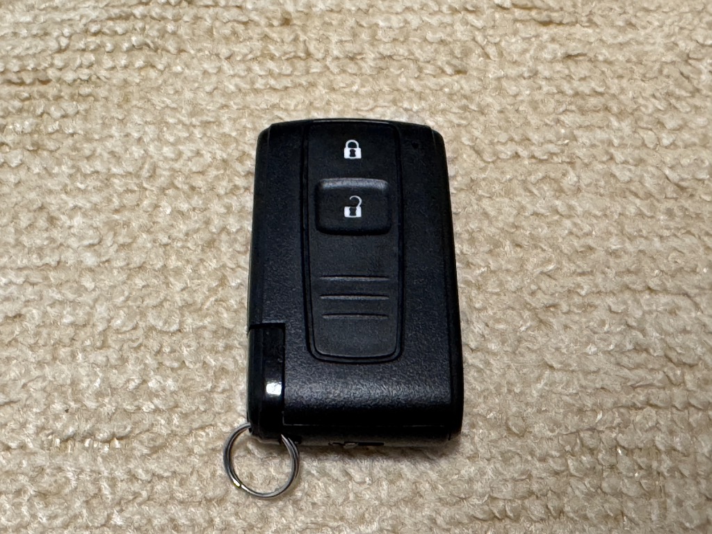 プリウス トヨタ 20系 2ボタン スマートキー ブランクキー 純正タイプ