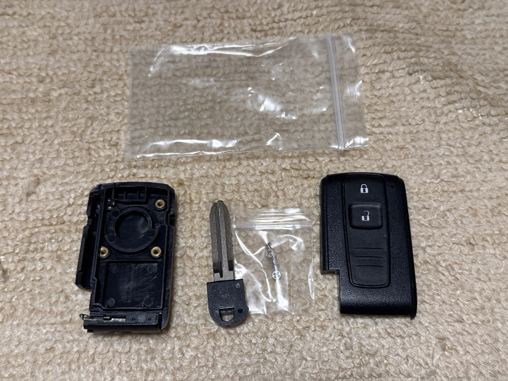 トヨタ純正 プリウス スマートキー (2つボタン) 5個 送料込み プリウス トヨタ 20系 2ボタン スマートキー ブランクキー 純正