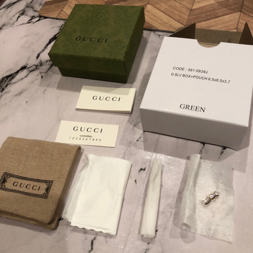 GUCCI ピアス レディース シルバー925 グッチ 両耳ピアス 誕生日