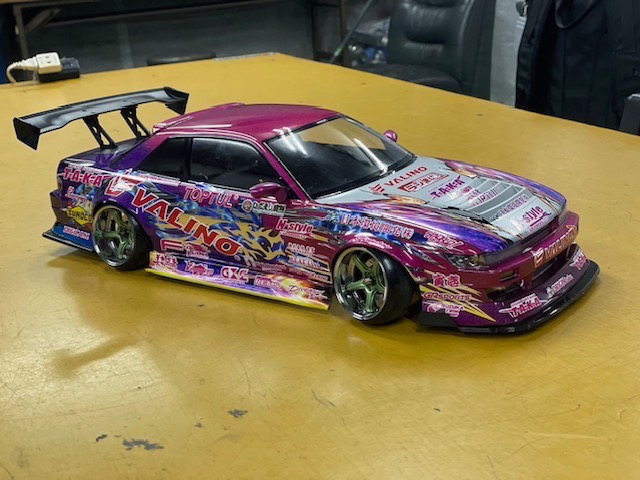 アディクション NISSAN S13 シルビア V8 2024中村直樹選手 アディクション「S13シルビア 中村直樹選手 2024開幕戦仕様