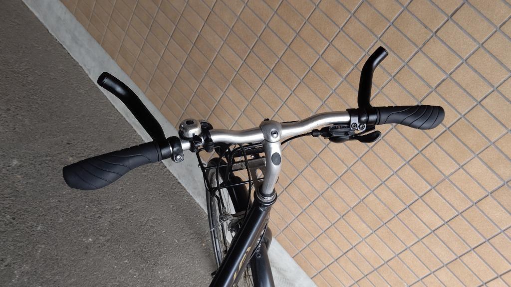 BBB ハンドルバーエンド ロックオン固定式 BBE-07 150MM - 自転車