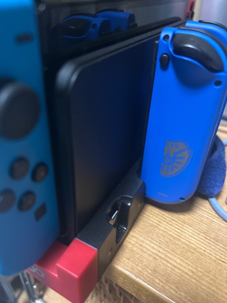 スイッチ ジョイコン充電器 switc本体 ジョイコン4台 同時充電