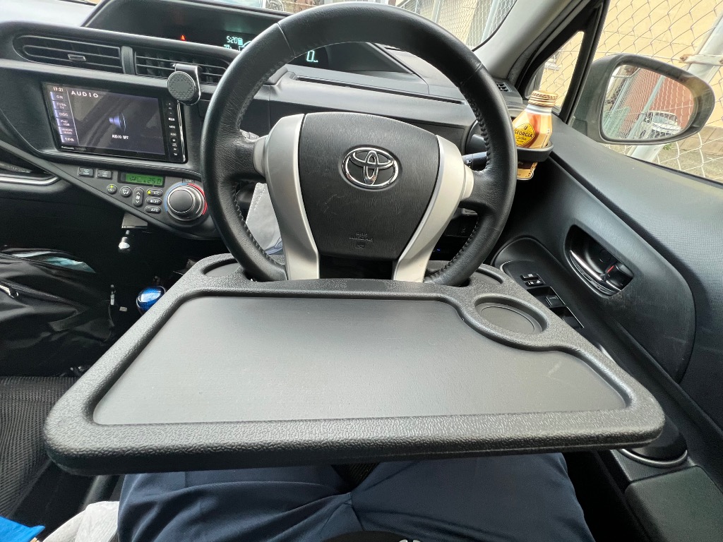 トヨタ（TOYOTA） アクア NHP10・10H 車内 ハンドルテーブル 食事 作業
