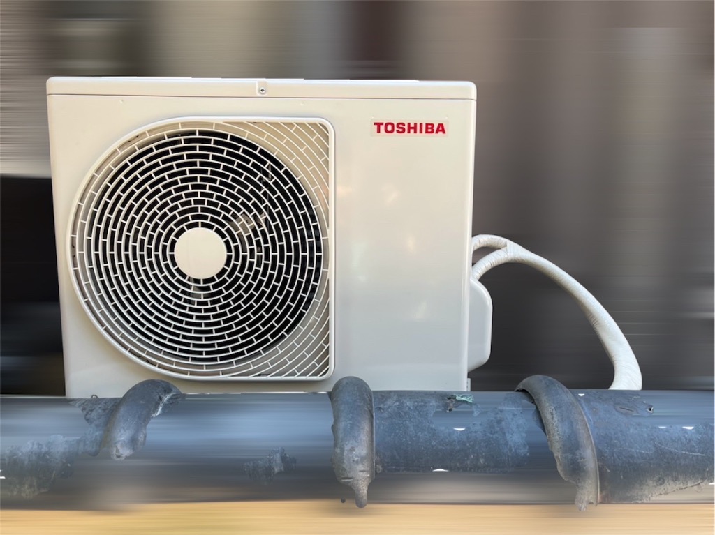 【美品！】東芝TOSHIBA エアコンホワイト RAS-2214TL-W 6畳 東芝 RAS-2214TL(W) ホワイト [エアコン (主に6畳用)] | 激安の