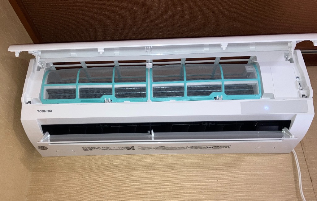 【美品！】東芝TOSHIBA エアコンホワイト RAS-2214TL-W 6畳 東芝 RAS-2214TL(W) ホワイト [エアコン (主に6畳用