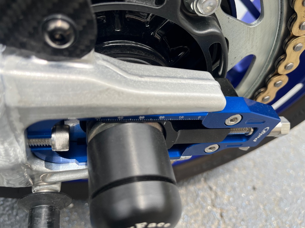 Puig（プーチ） Puig 21190A CHAIN TENSIONER [BLUE] YAMAHA MT-09 (21