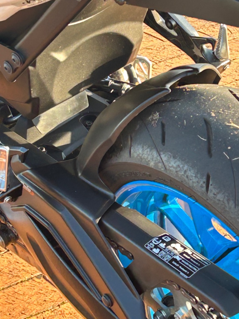 Puig(プーチ)GSX-8R リアフェンダー Webike | Puig プーチ リヤフェンダー(Rear Fenders) GSX-8R