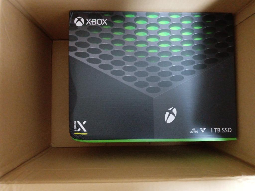 Xbox Series X 本体 新品 1TB RRT-00015 エックスボックス シリーズ