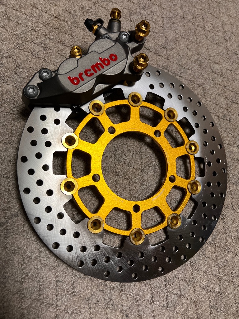 brembo ブレンボ 4ポット キャスティングキャリパー 40mm