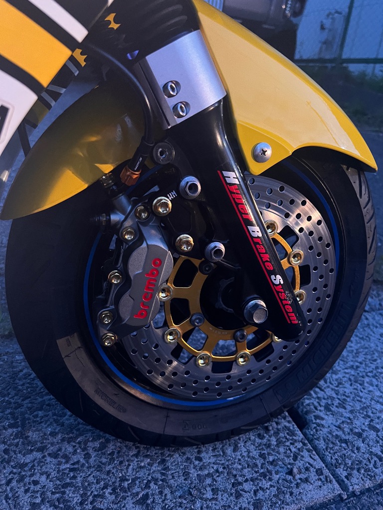 brembo ブレンボ 4ポット キャスティングキャリパー 40mm