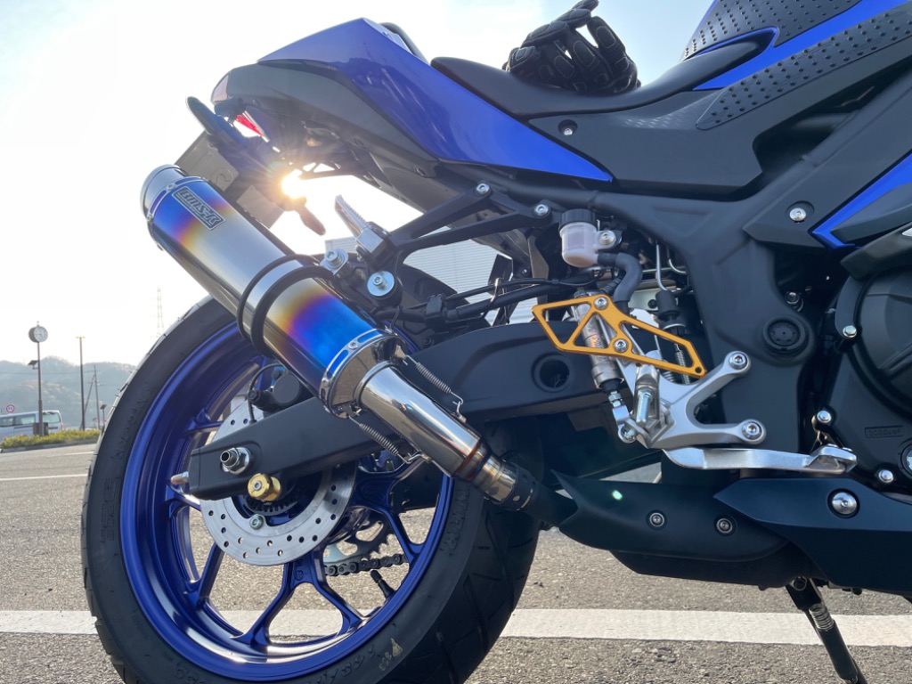 BEAMS G268-54-P1J ビームス YZF R25(22-) MT-25(22-) R-EVO2