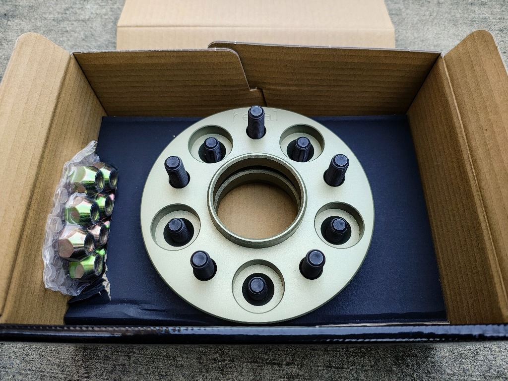 ホイールスペーサー　PCD114.3 デリカD5 Amazon | デリカD:5 CV#W ワイドトレッドスペーサー ホイール