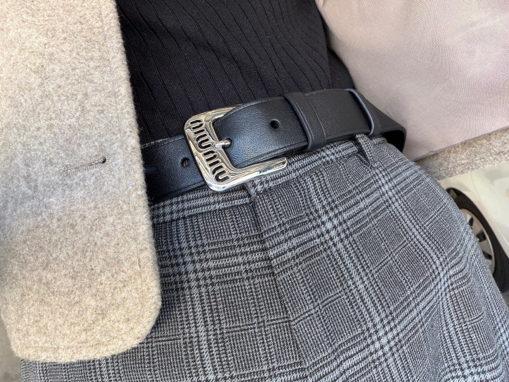 miumiu レザーベルト　メタルロゴバックル　シルバー MIU MIU - miumiu レザーベルト メタルロゴバックル シルバーの通販 by