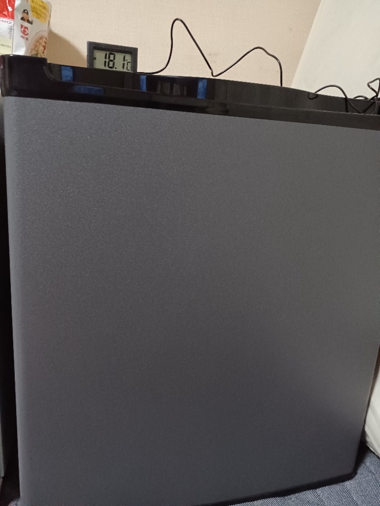 MAXZEN 冷凍庫 小型 家庭用 33L 右開き ノンフロン チェスト MAXZEN 冷凍庫 小型 家庭用 33L 右開き ノンフロン チェスト