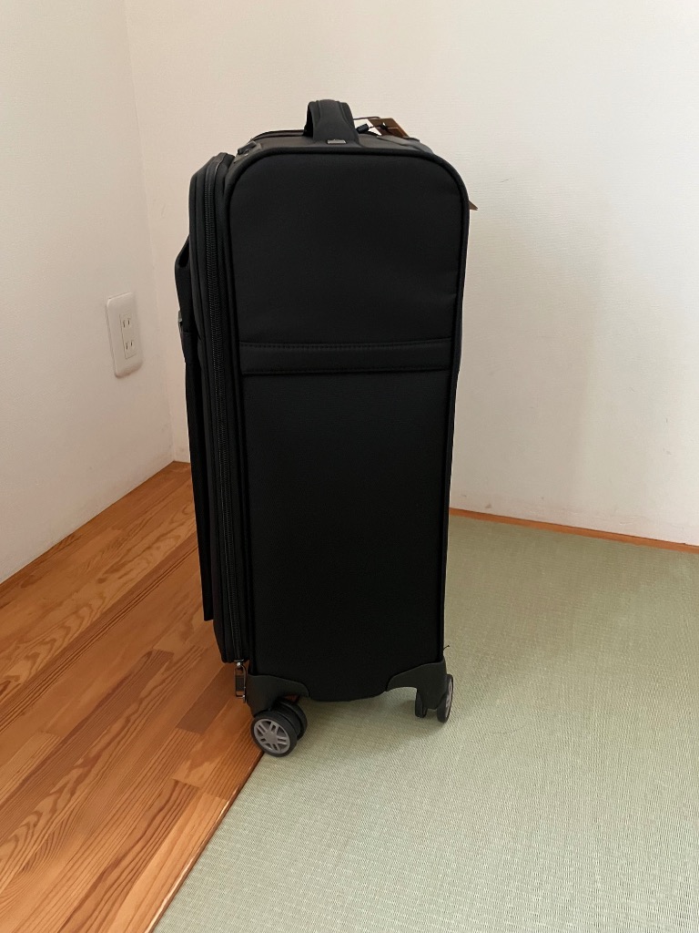 Samsonite 軽量 大容量 スーツケース サムソナイト 公式 AIREA