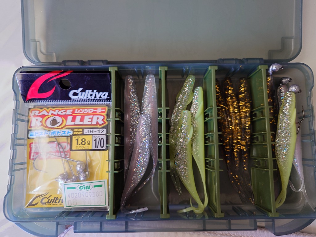 deps サカマタシャッド 4インチ #22ゴールデンシャイナー