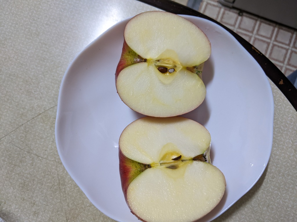 りんご sanchokudayori_124090900-c1