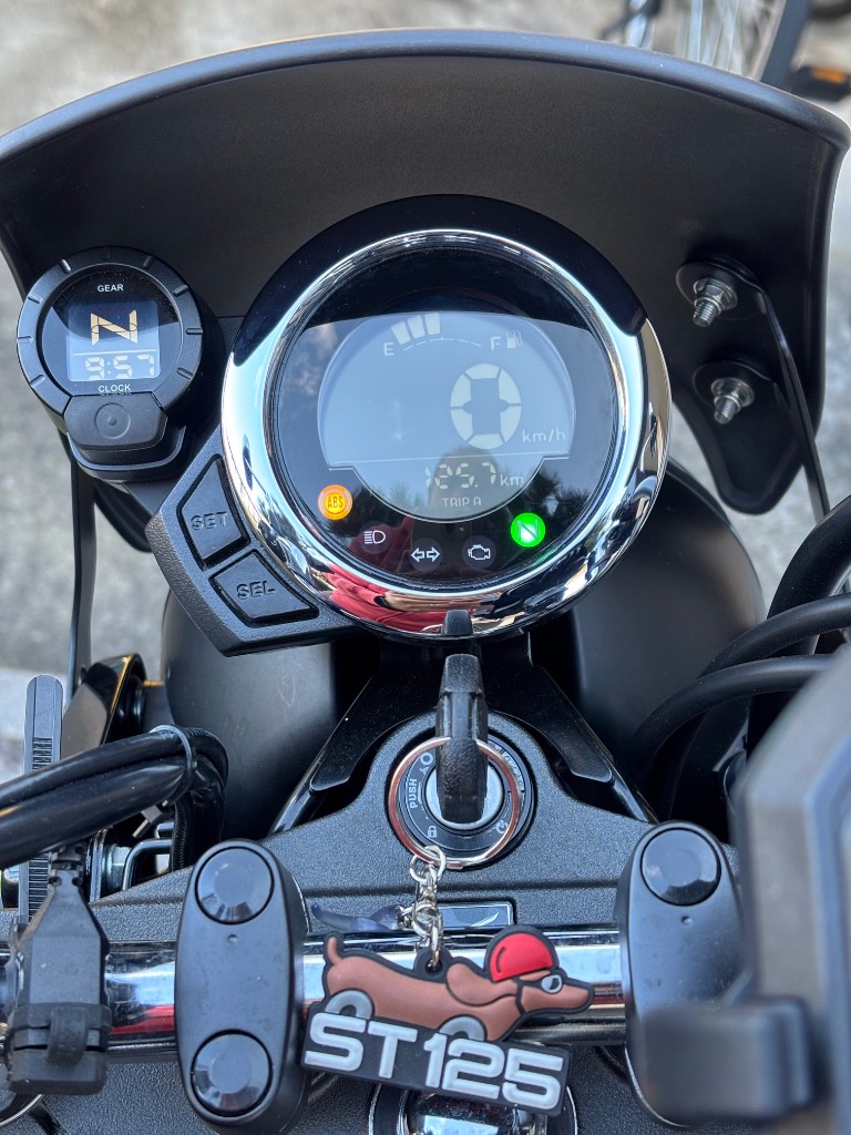 DAX125　ウインドシールド　DX051 Diabolus Amazon | Diabolus ホンダ ダックス DAX125用ウインドシールド