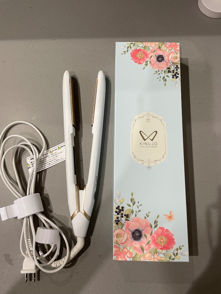 即日発送できます ♡絹女 KINUJO ヘアアイロン DS200 ♡ KINUJO 【国内正規品】KINUJO 絹女 ストレートヘアアイロン