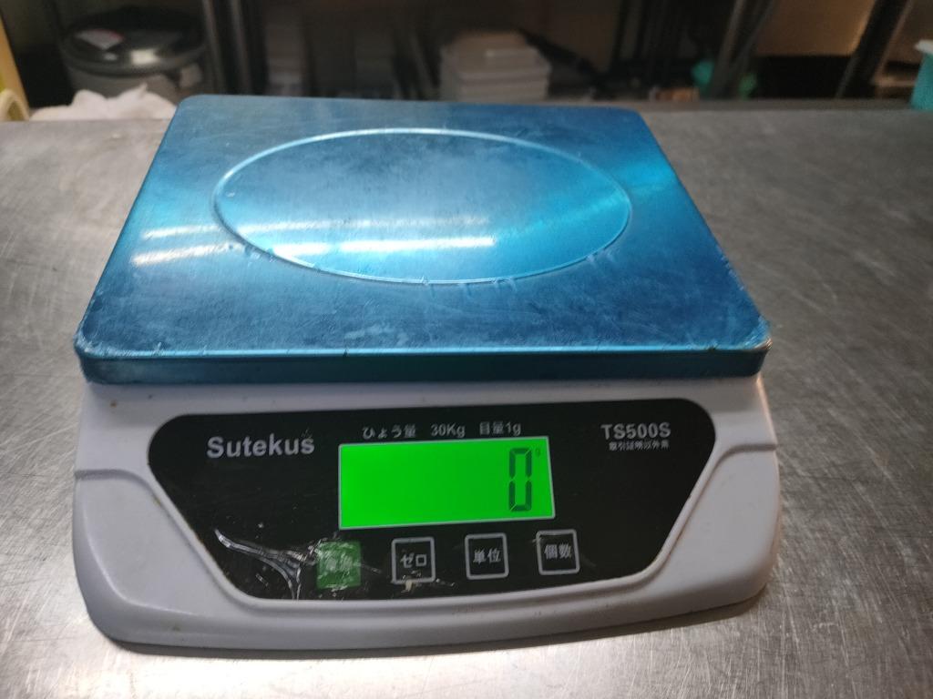 最高の Sutekus １g単位 最大30Kgまで計量可能 デジタル台はかり スケール 電子秤 風袋機能搭載 オートオフ機能 単三電池付 ステンレ 