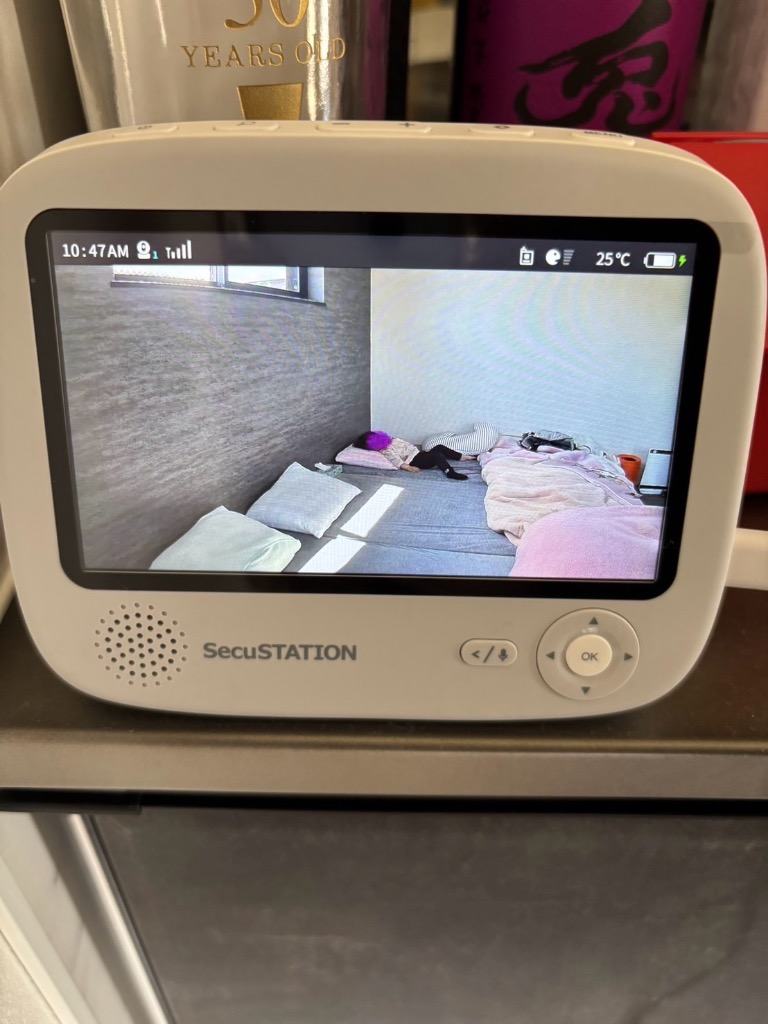 ベビーモニター 見守りカメラ 温度センサー スマホ対応 子守唄