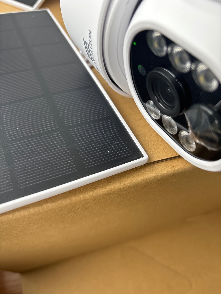 SecuSTATION 防犯カメラ 屋外 家庭用 防犯灯 パンチルト