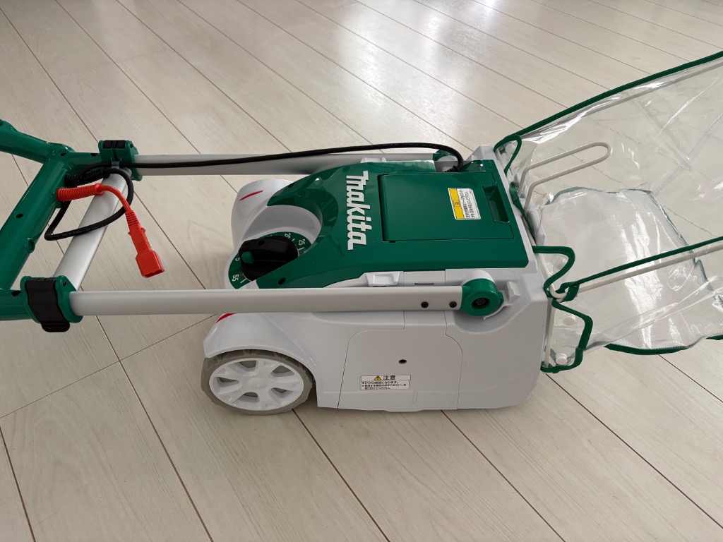 マキタ（makita） 即日出荷 芝刈機 リール式3枚刃 MLM2351 刈込幅230mm