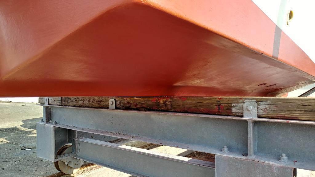 船底塗料 塗料 プラドールZ 赤 4kg 2缶 ボート 船舶用 ペンキ レッド 