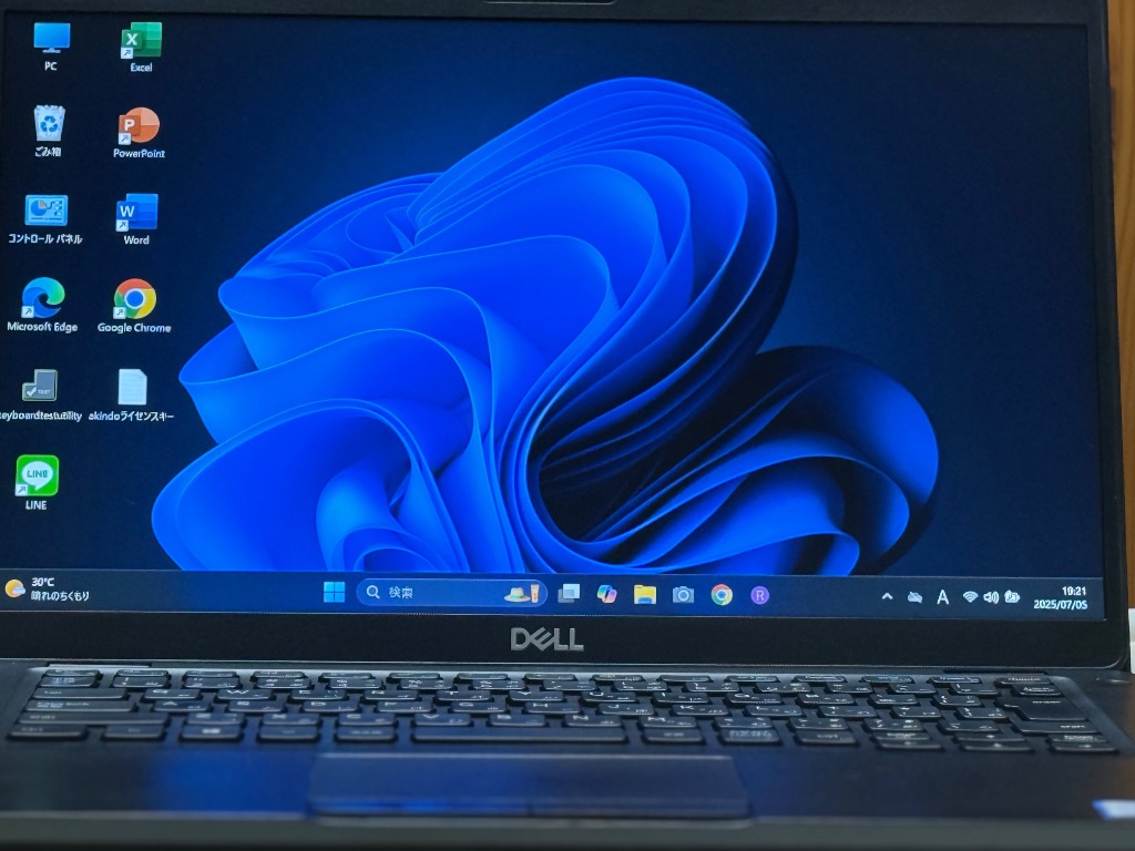 Latitude（Dell） 第8世代i7最新Win11整備済み高性能DELL 5400