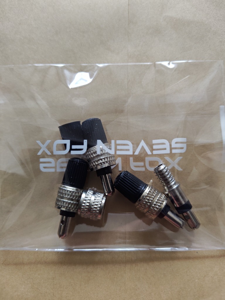 自転車 バルブ 4個セット 虫ゴム不要 英式 空気長持ち 便利 空気入れが