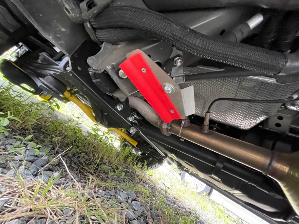 E*n様 グランドエフェクター GE1　200系ハイエース　206 ４WD車専用 DCUATRO ディーキャトロ 4輪 グランドエフェクターGE1 200系