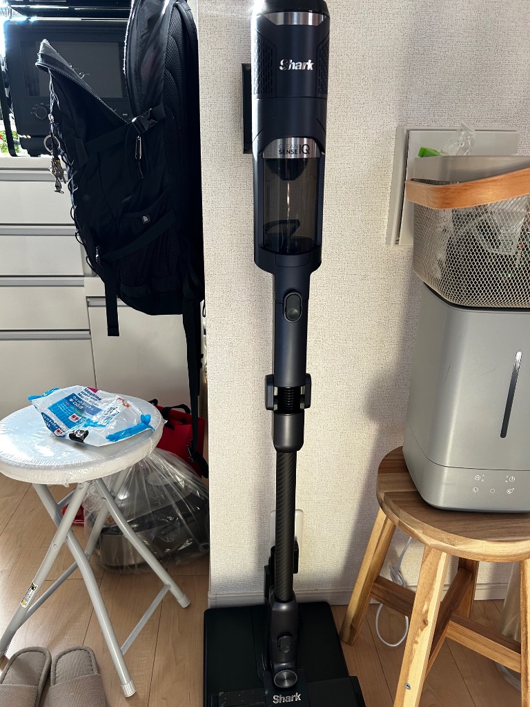 Shark シャーク CleanSense iQ コードレススティッククリーナー