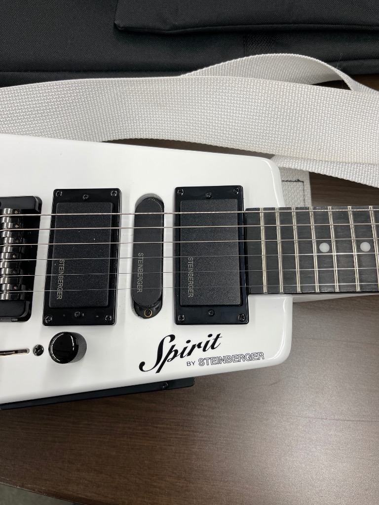スタインバーグSpirit Stealth エレキギター ホワイト STEINBERGER Spirit GT-PRO Deluxe White Headless Electric Guitar