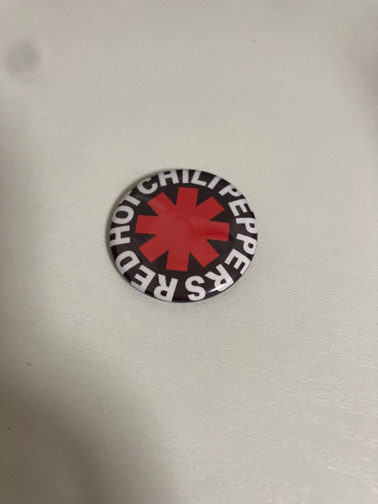 缶バッジ RED HOT CHILIPEPPERS 38mm ピンバッジ : SHINSEITECH