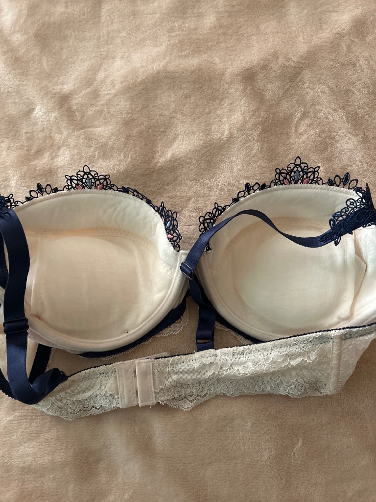 himico HIMICO ヒミコ ブラジャー 大きいサイズ アンダー80 himico HIMICO ヒミコ ブラジャー 大きいサイズ アンダー80