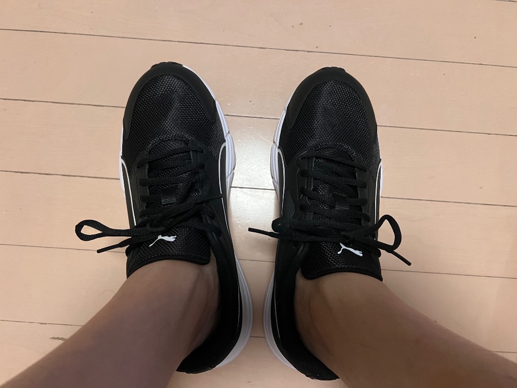 PUMA（プーマ） スニーカー メンズ 幅広 着脱簡単 ブラック×ホワイト