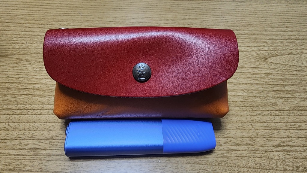お値下げしました！【新品未使用】イタリアンレザーフラップポーチ