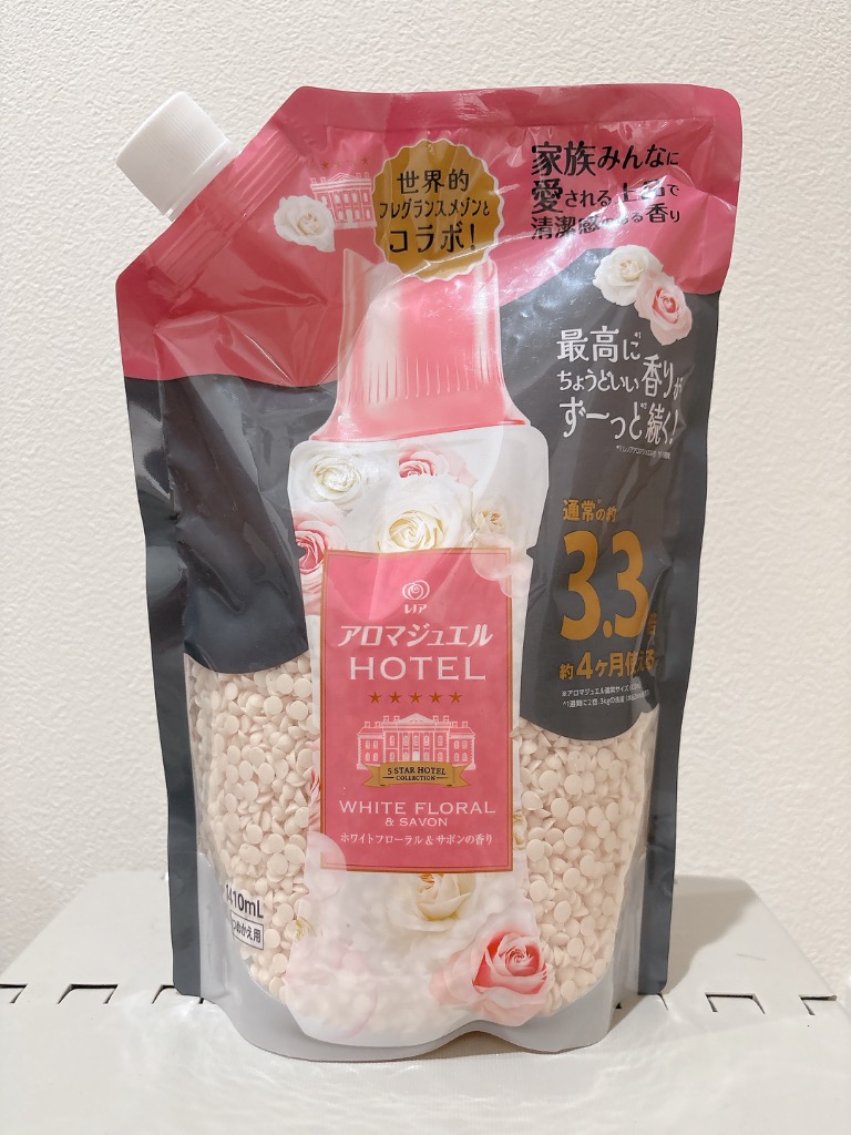 レノア アロマジュエル HOTEL お洗濯の香り付けビーズ ホワイト