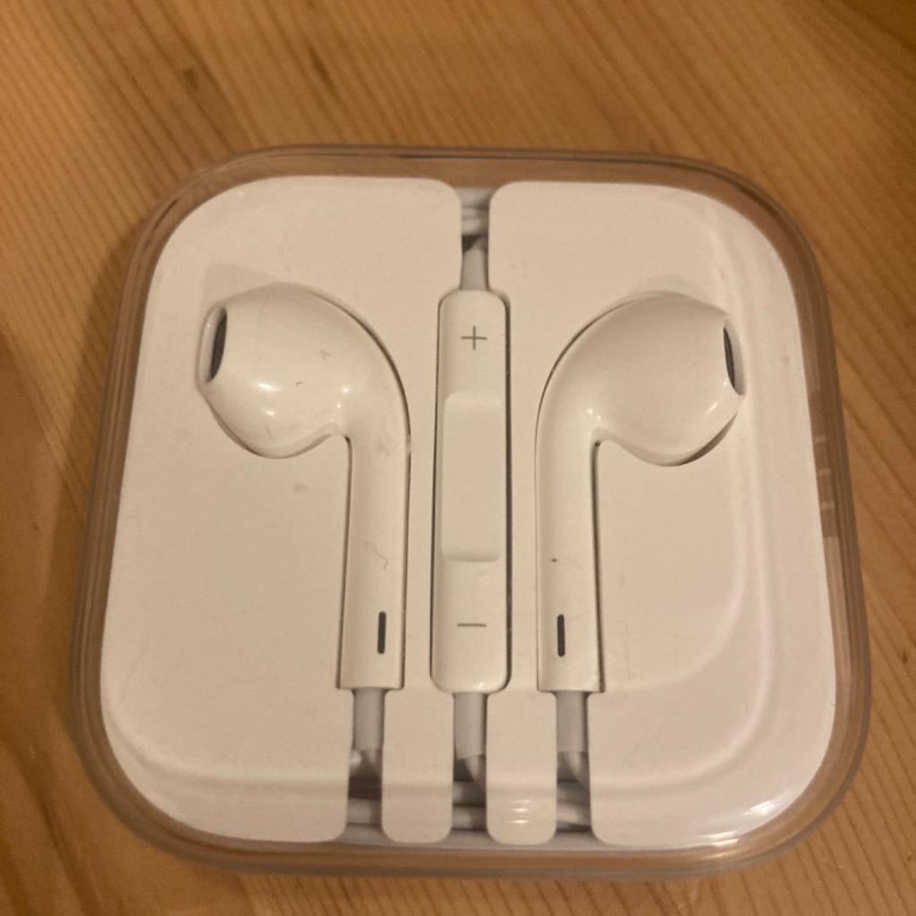 Apple 純正 イヤホン EarPods MD827LL/A マイク付き iPod iPhone iPad専用 未使用品  :B0786WWQR3:セレクトショップMK - 通販 - Yahoo!ショッピング