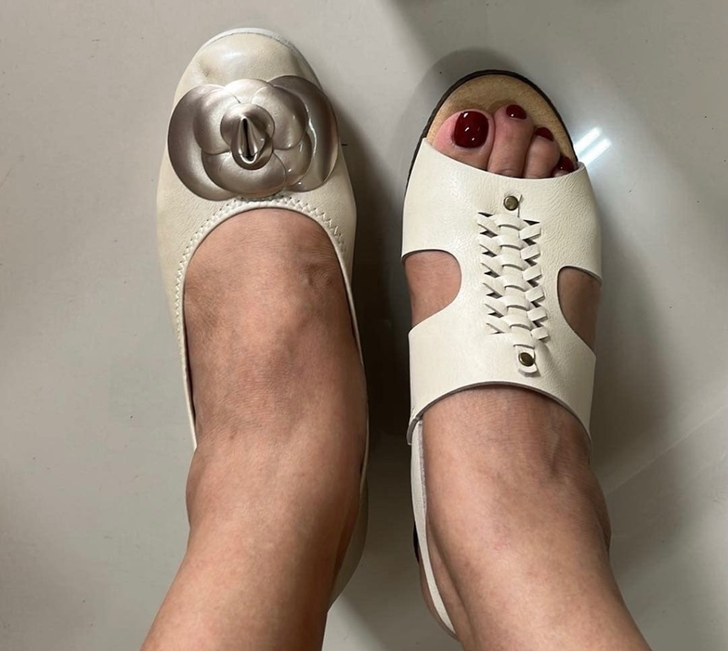 Bottega Veneta 手編み波状トライアングル ストレッチ サンダル ストレッチ ファブリックストラッピーフラットフォームサンダル