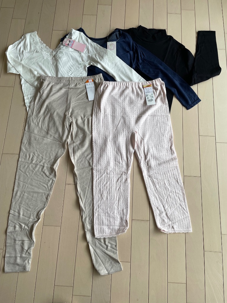 7月20日取下予定値下中♥️新品未使用♥️袋帯？♥️薄いベージュに白や薄紫の植物 白鷺ニット 2025福袋 レディースインナー 福袋 5枚 セット 数量