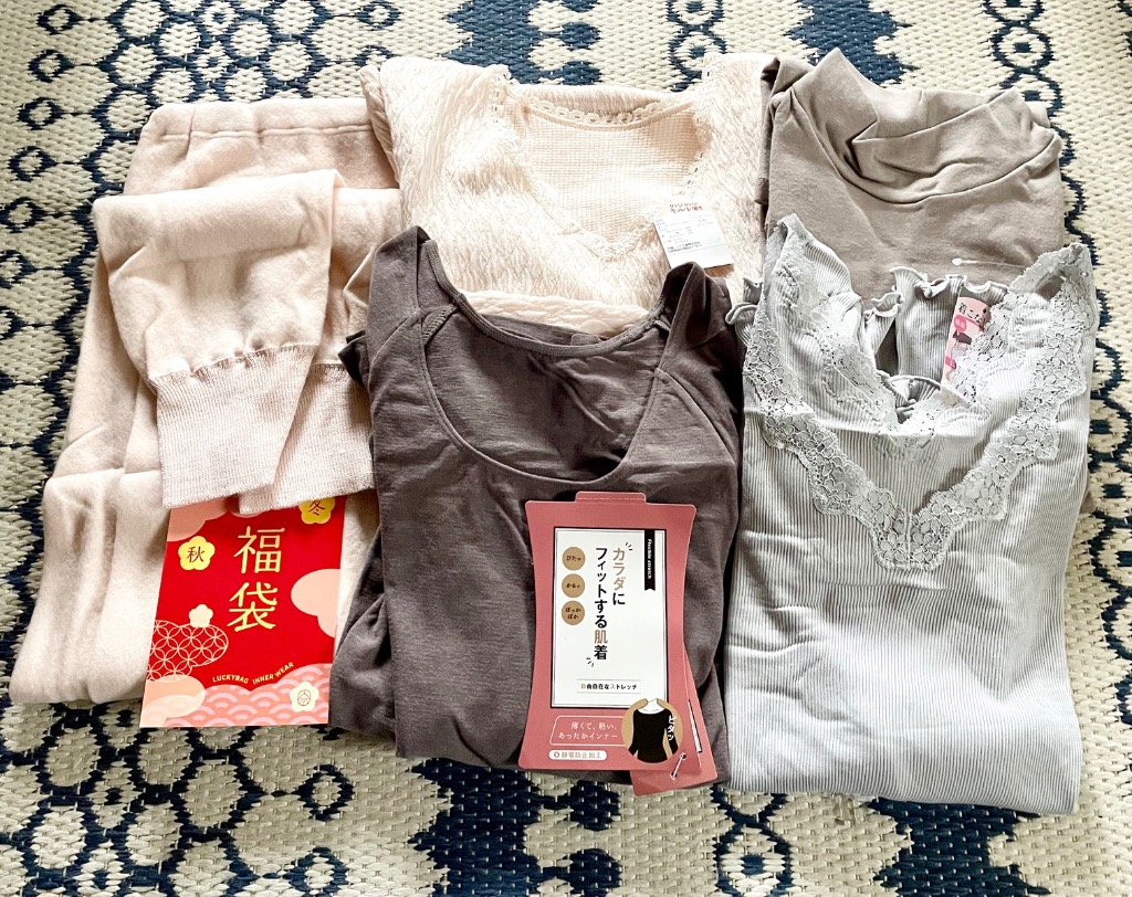 7月20日取下予定値下中♥️新品未使用♥️袋帯？♥️薄いベージュに白や薄紫の植物 在庫限り】MIZUNOレディースドクターコート/七分袖[女性用](31