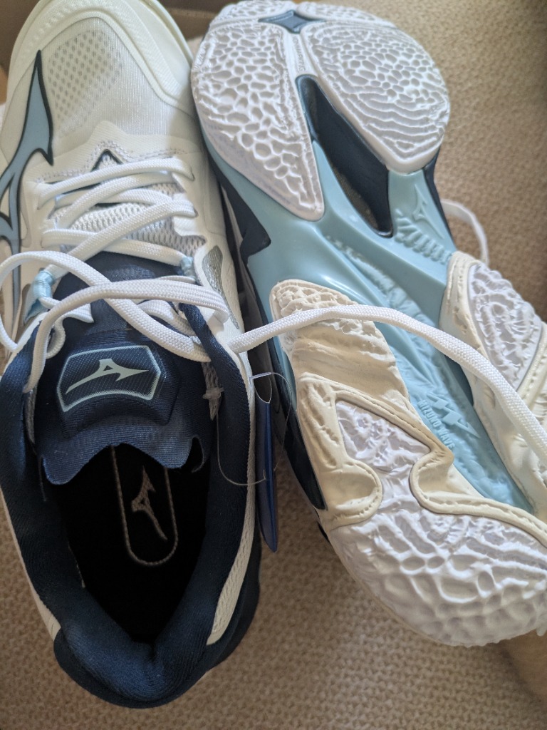 MIZUNO 店舗在庫 バレーボールシューズ ミズノ ウエーブ