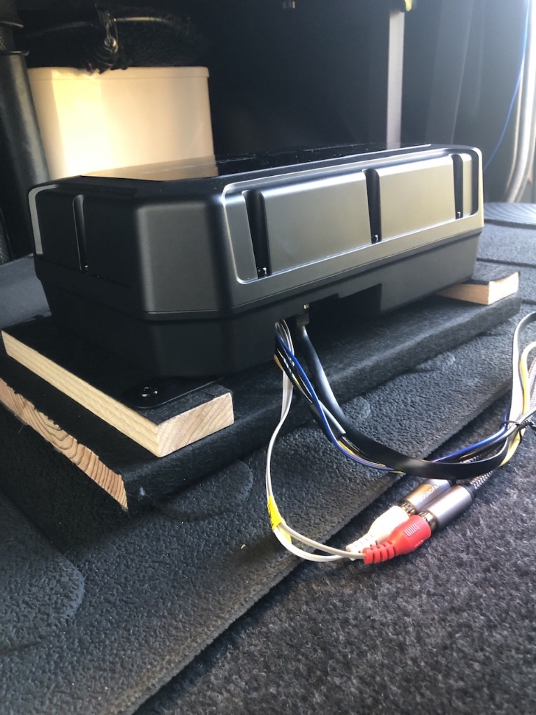 更に値下げ‼️カロッツェリア ウーファー リモコン、配線付き カロッツェリア TS-WX400DA パイオニア シート下取付型パワード